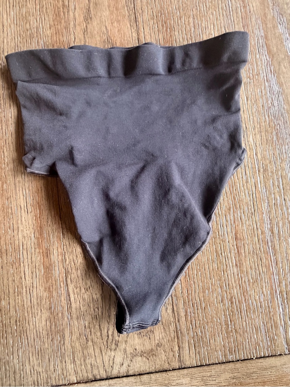SKIMS High-Waist Seamless Thong Shapewear in black